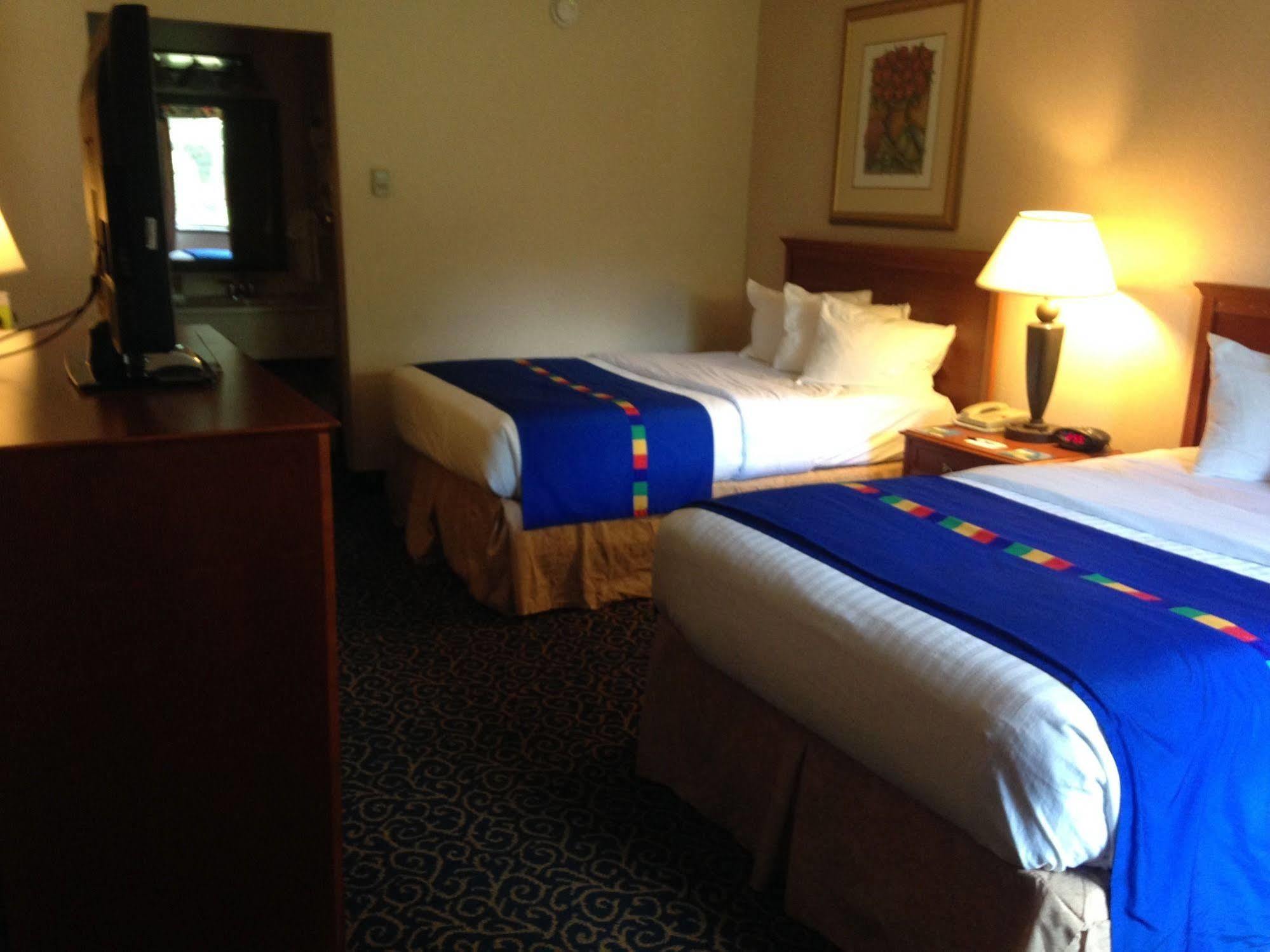 Park Inn By Radisson Harrisburg West Mechanicsburg Esterno foto