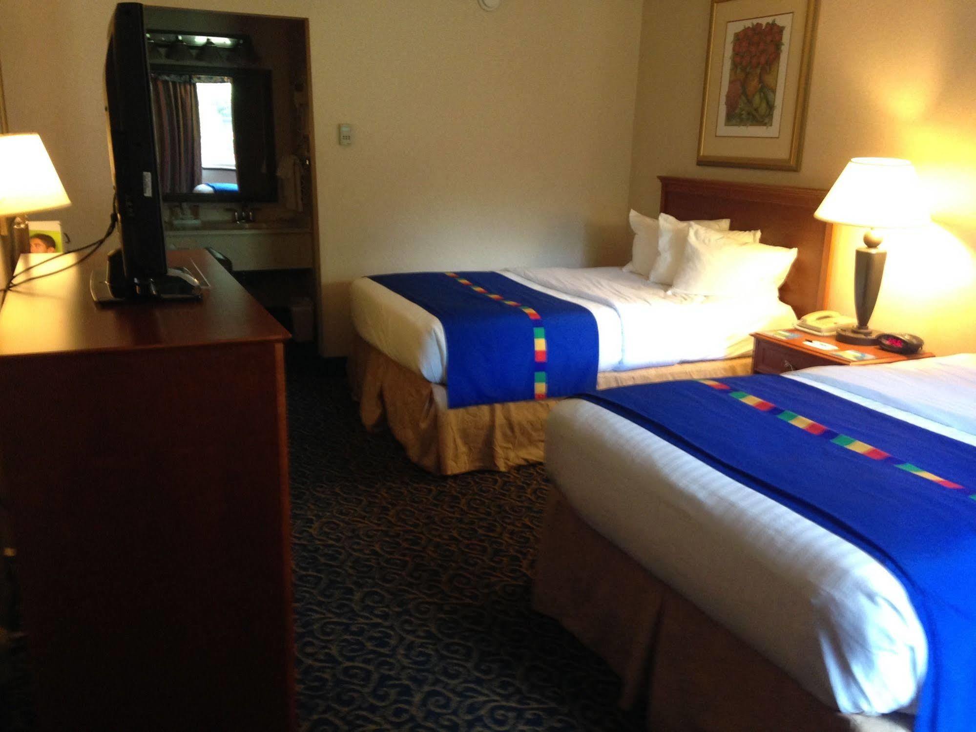 Park Inn By Radisson Harrisburg West Mechanicsburg Esterno foto